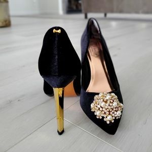 Ted Baker Peetch Black Velvet High Heel Shoe